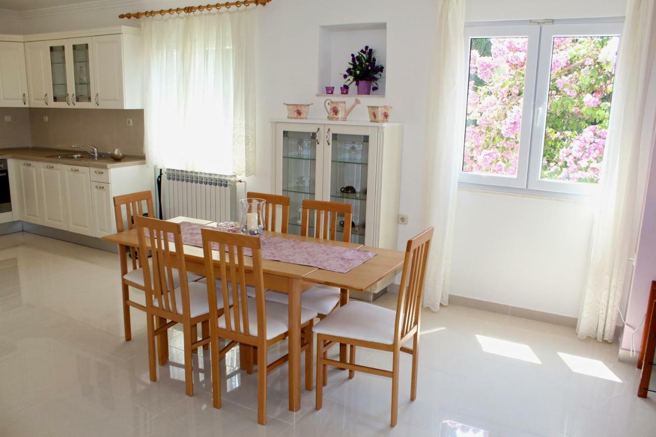 Apartman Siesta *